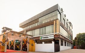 Treebo Kgf Villa With Swimming Pool